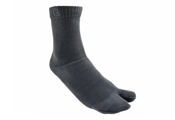 Cruelty-Free Wool Tabi Socks - Charcoal