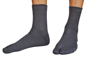 Cruelty-Free Wool Tabi Socks - Charcoal