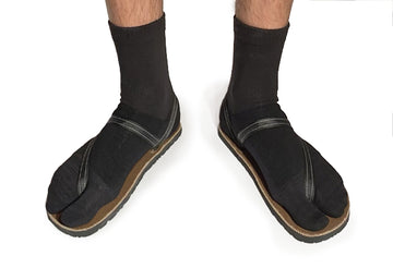 Cruelty-Free Wool Tabi Socks - Black